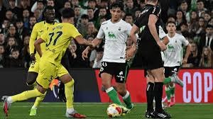 佩林卡：我把里夫斯绝杀森林狼的照片印在高尔夫球上送给了他